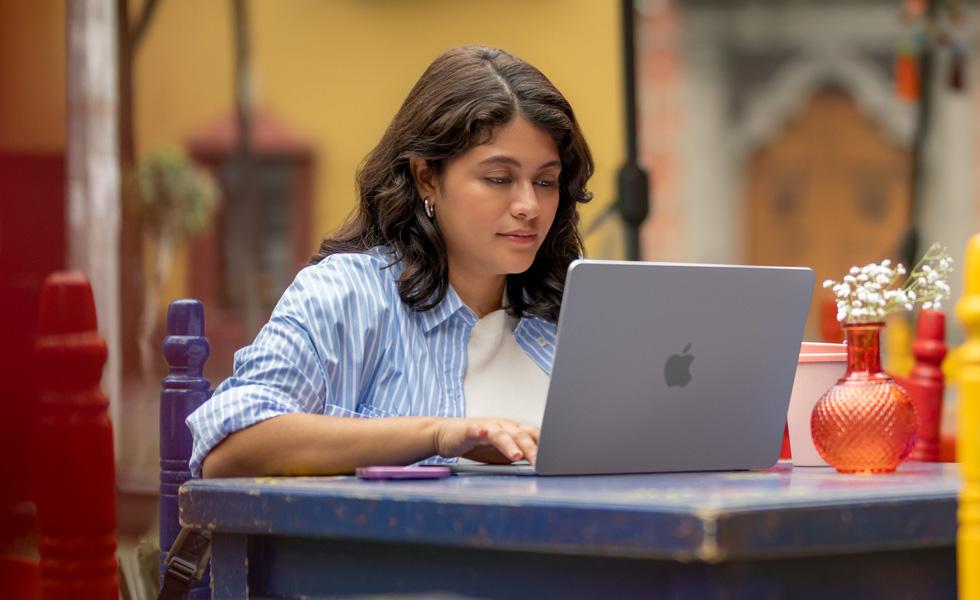 Quel MacBook d’occasion pour étudiant : le guide ultime