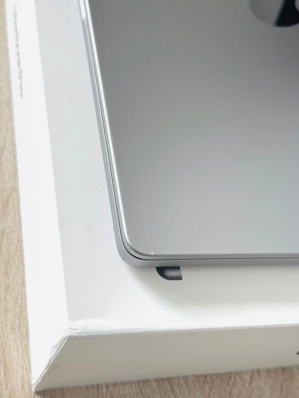MacBook Pro 14'' M1 Max 64Go 2To 2021 32 coeurs