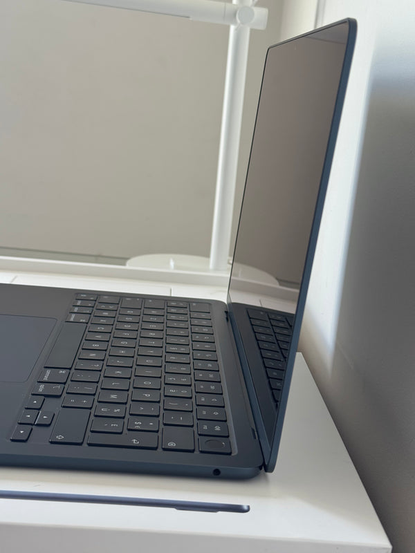 MacBook Air 13" M2 16Go 256Go 2024
