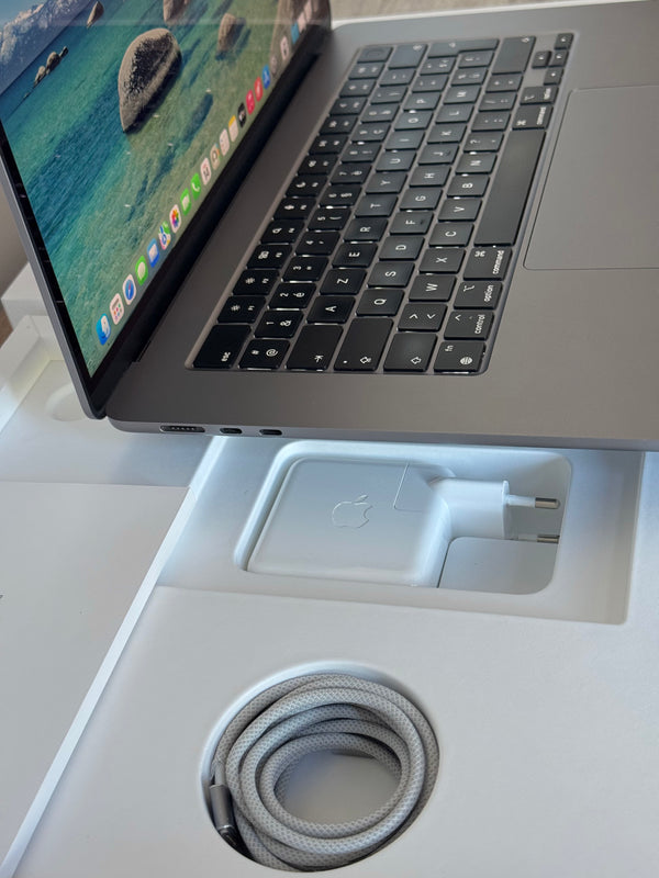 MacBook Air 15" M2 24Go 1To 10 coeurs 2023
