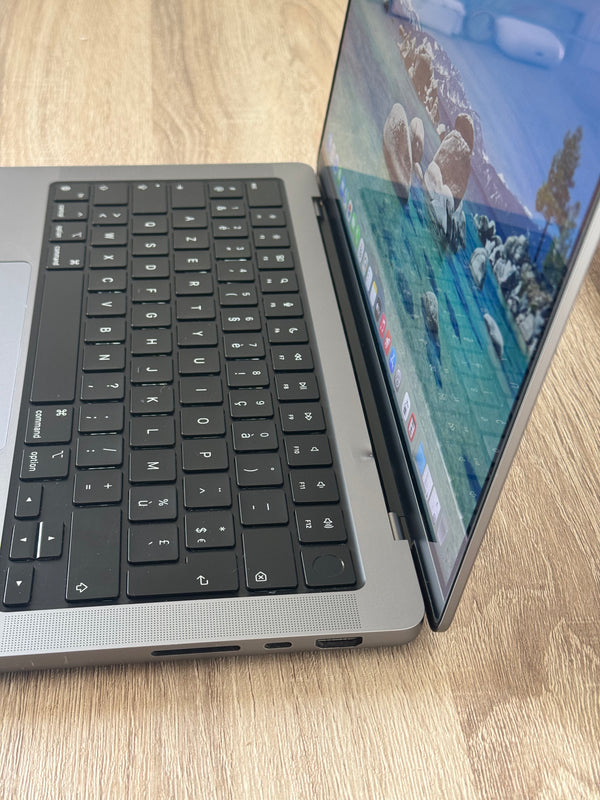 MacBook Pro 14'' M1 PRO 16Go 512Go 2021