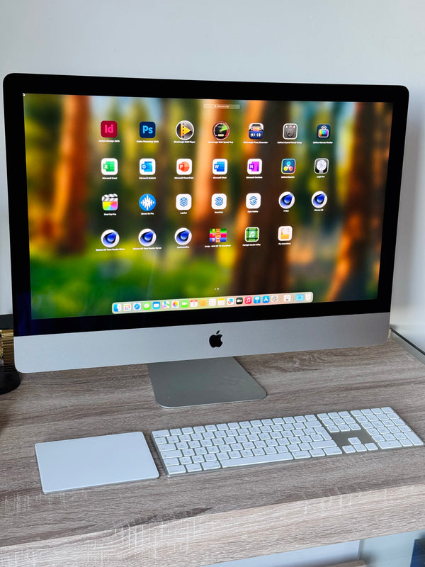iMac 27'' Retina 5K 2021 i9 64 Go 512 Go SSD 10 coeurs Magic Trackpad