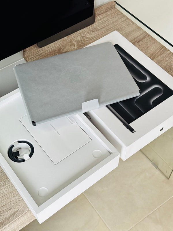 MacBook Pro 14 M3 Pro 36 Go 1To Applecare 2028