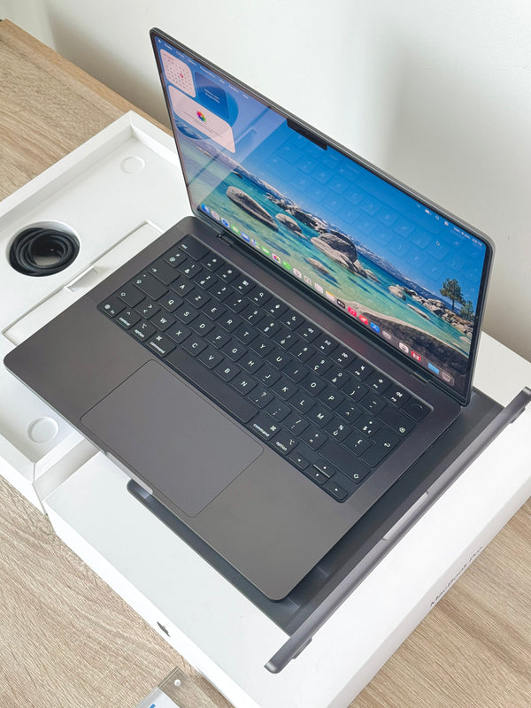 MacBook Pro 14'' M5 24Go 1To 2025