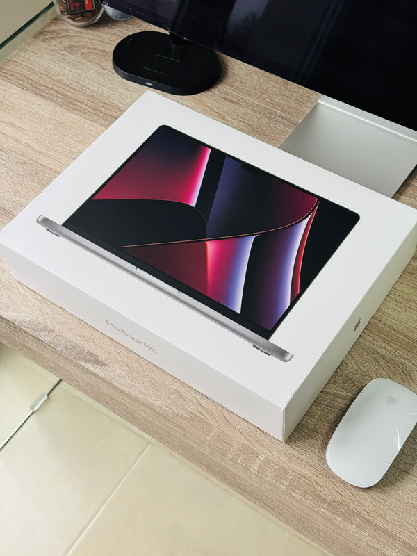 MacBook 14'' 2023 M2 MAX 32Go 1To 30 coeurs