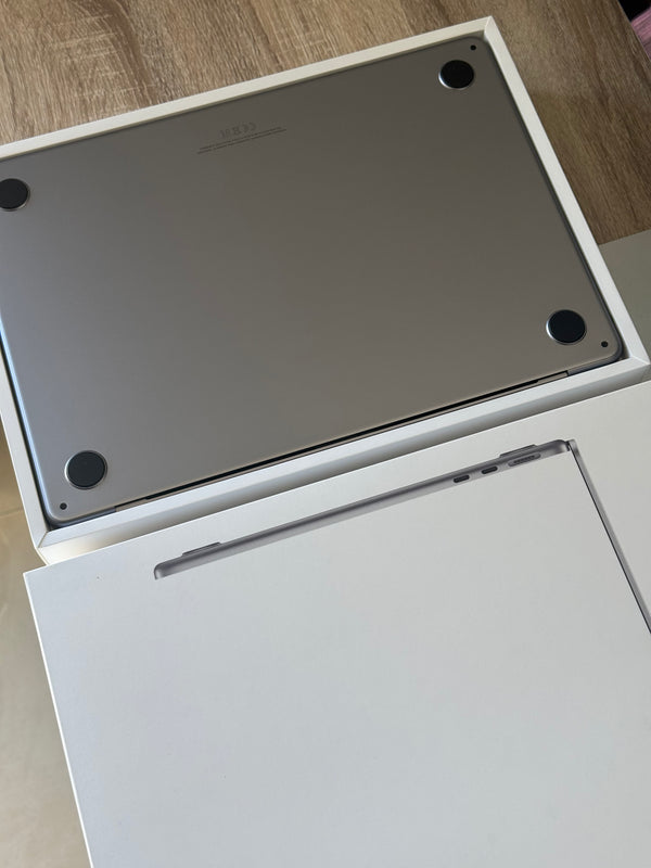 MacBook Air 13 M3 8Go 256Go 2024
