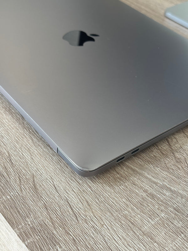 MacBook Pro 13" i5 10th Gen 32Go 512Go 2020