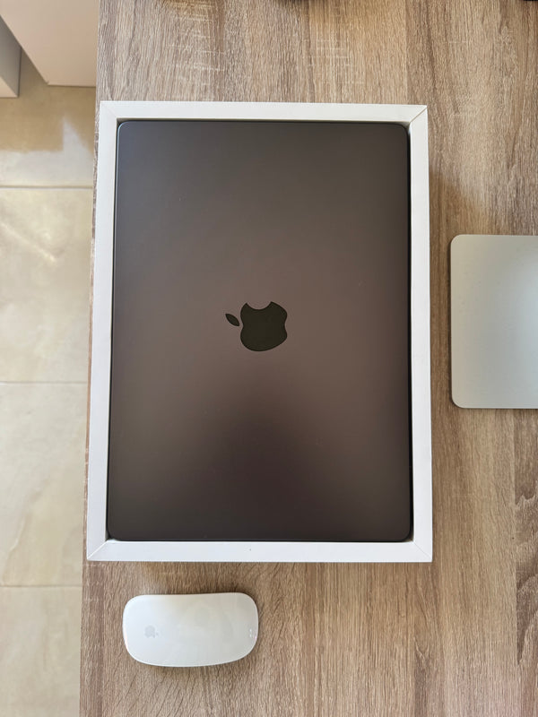 MacBook Pro 14'' M4 16Go 512Go 2024 Noir