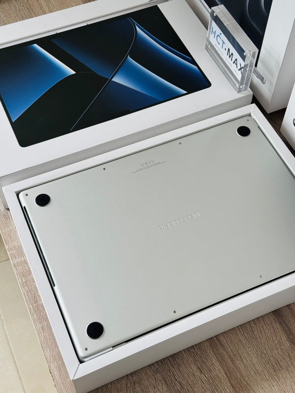 MacBook Pro 16'' M2 MAX 64Go 4To 38 coeurs