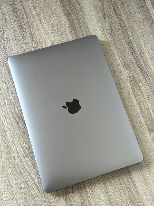 MacBook pro 13'' M2 16Go 256Go 10 coeurs 2022