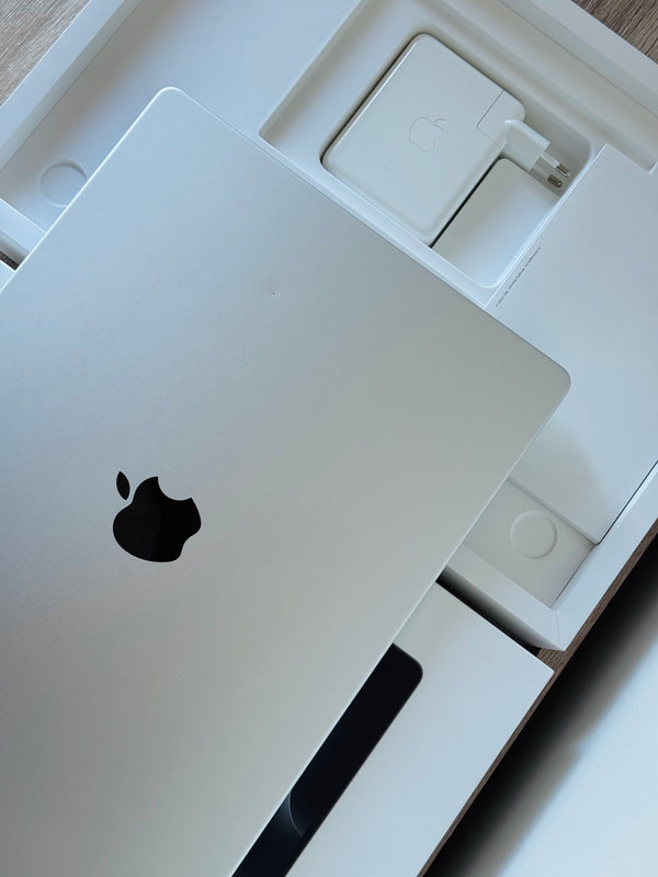 MacBook Pro 16'' 2026 M4 PRO 24Go 512Go
