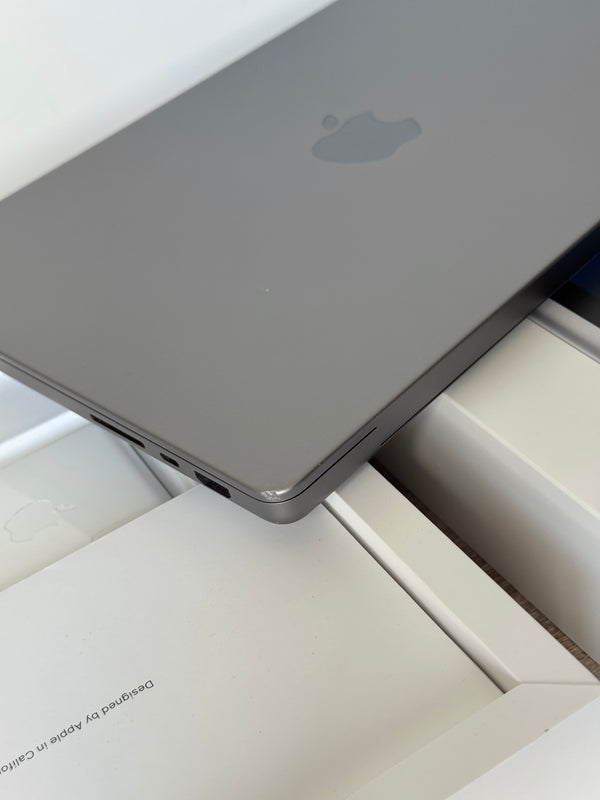 MacBook Pro 14'' 2023 M2 MAX 32Go 1To 30 coeurs