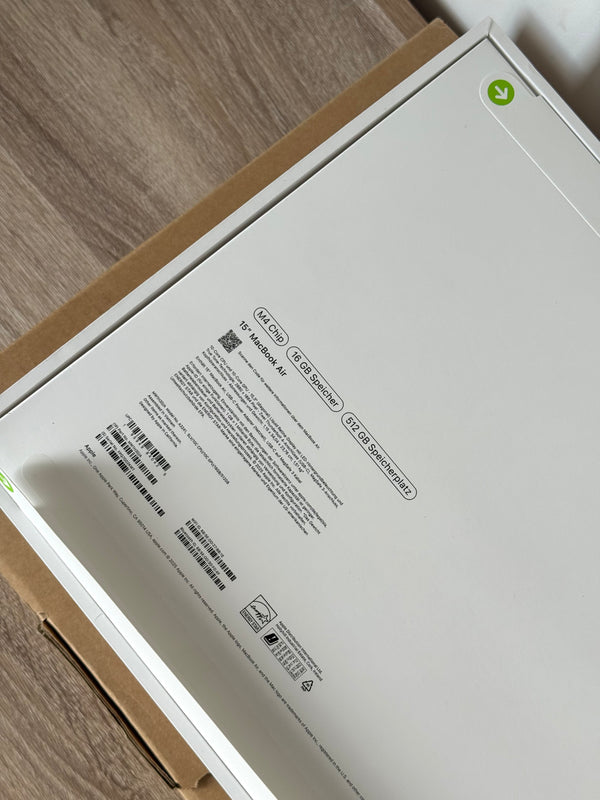 MacBook Air 15" M4 2025 16Go 512Go Neuf AZERTY
