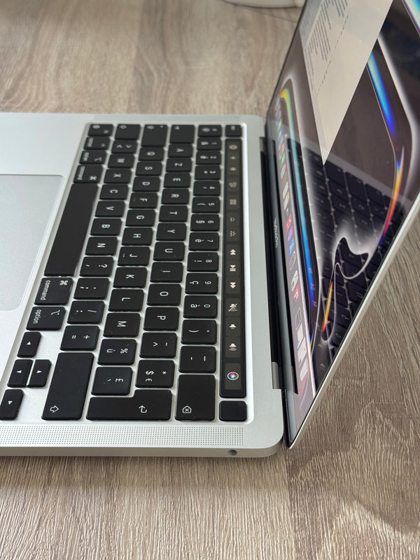 MacBook Pro 13'' M2 8Go 256Go 2023
