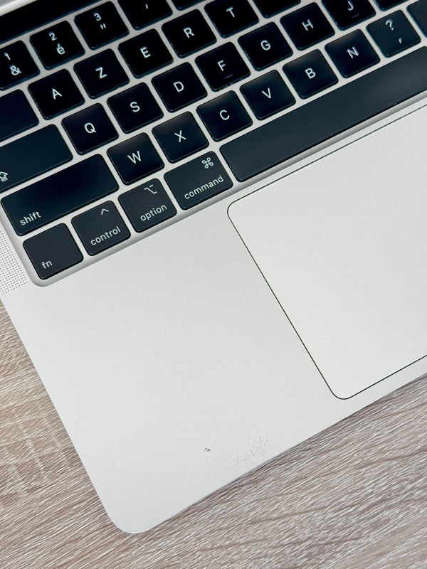 MacBook pro 13" 2020 i7 11th Gen 32Go 512Go
