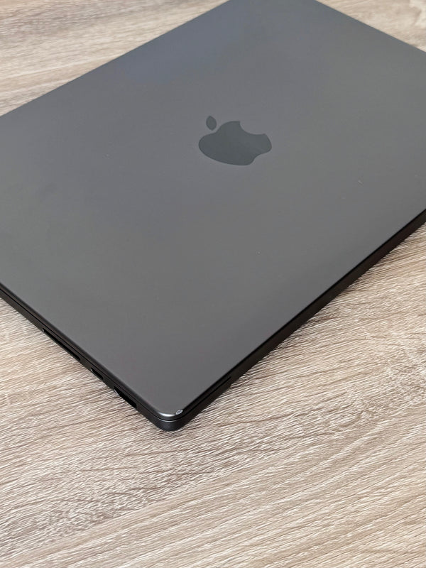 MacBook Pro 14'' M4 16Go 512Go 2025 Noir