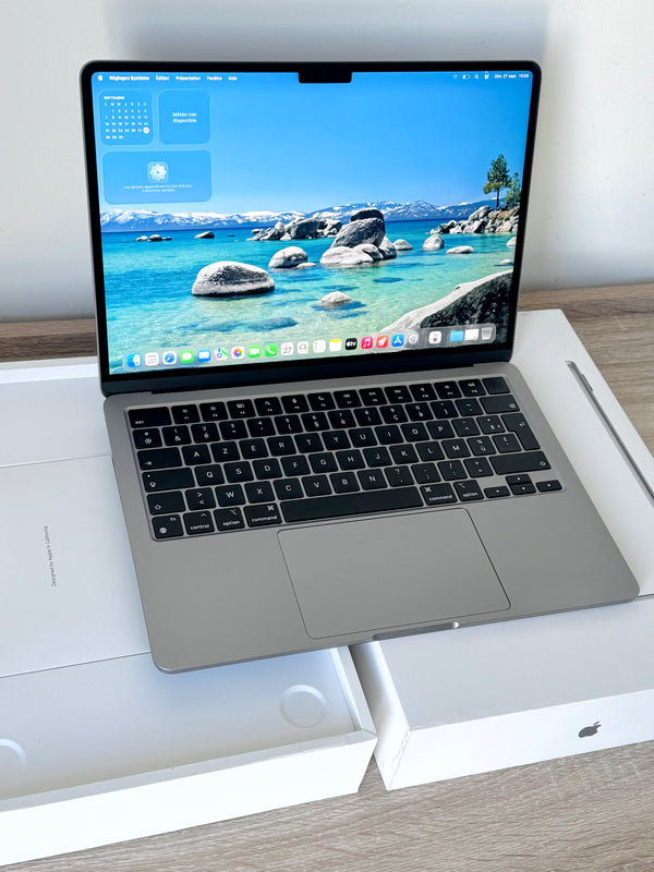 MacBook Air 13" M2 8Go 256Go 2024
