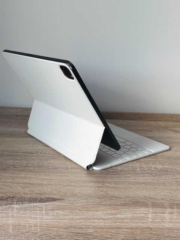 iPad Pro 12.9" M1 8Go 128Go Wifi 2022 + Clavier Apple