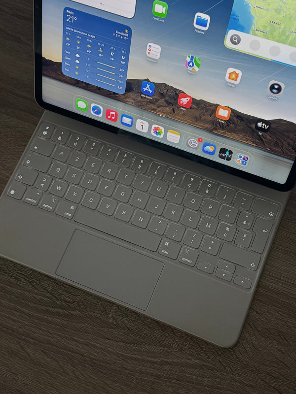 iPad Pro 12.9" M1 8Go 128Go Wifi 2022 + Clavier Apple