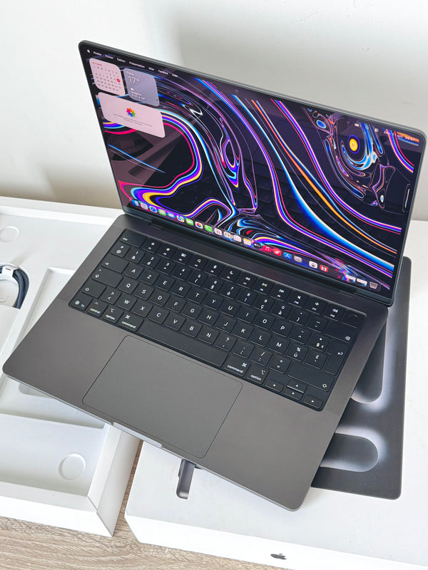 MacBook Pro 14" M4 Max 64Go 1To 40 coeurs fin 2024