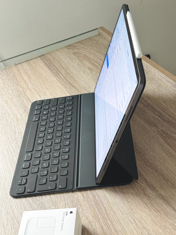 iPad Pro 12.9" M1 8Go 128Go Wifi 2022 + Apple Pencil