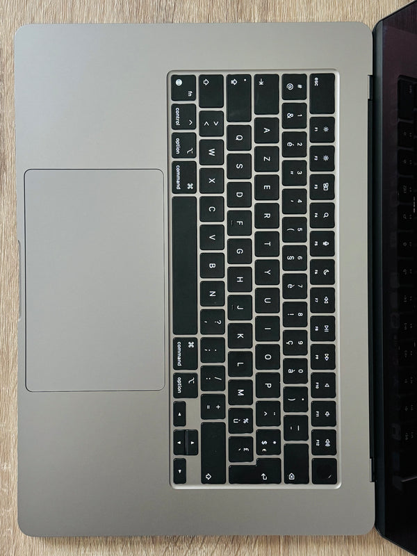 MacBook Air 15" M3 8Go 512Go 10 coeurs 2024
