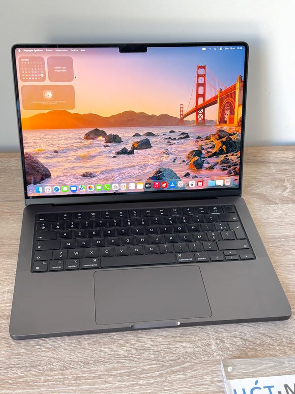 MacBook Pro 14'' M4 16Go 512Go 2025 Noir