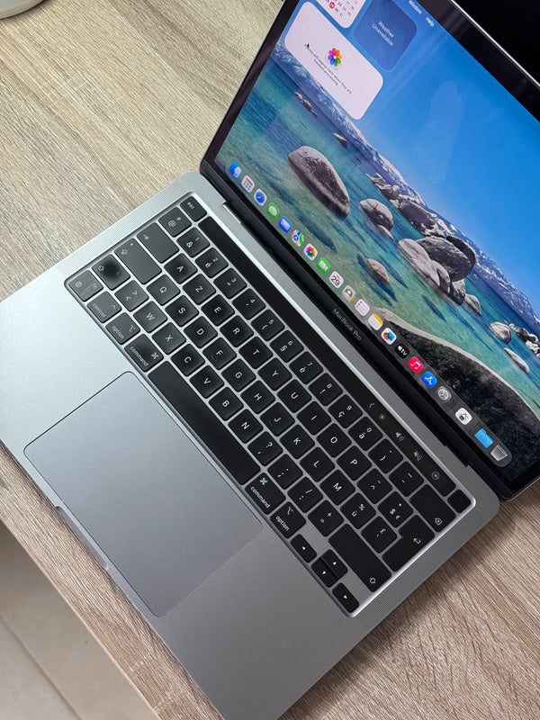 MacBook pro 13'' M1 2020 16Go 512Go Gris Sideral OS TAHOE