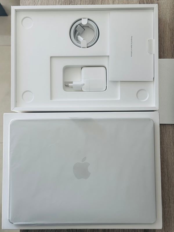 MacBook Air 13" M4 2025 32Go 1To AppleCare+ 2028