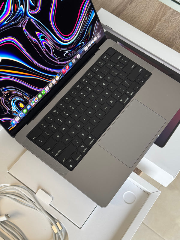 MacBook Pro 14'' 2023 M2 MAX 32Go 1To 30 coeurs GPU 12 coeurs