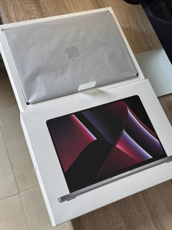 MacBook Pro 14'' 2023 M2 MAX 32Go 1To 30 coeurs GPU 12 coeurs