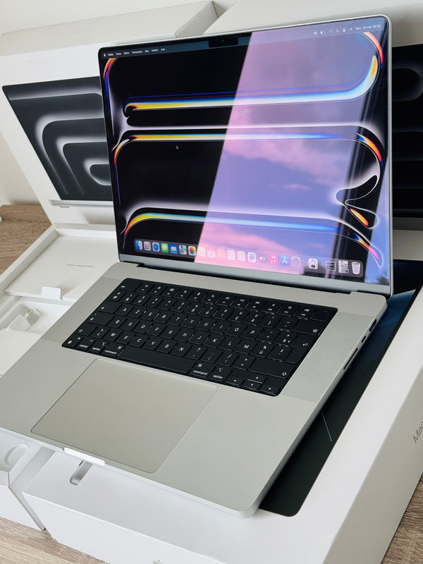 MacBook Pro 16'' M2 MAX 64Go 4To 38 coeurs