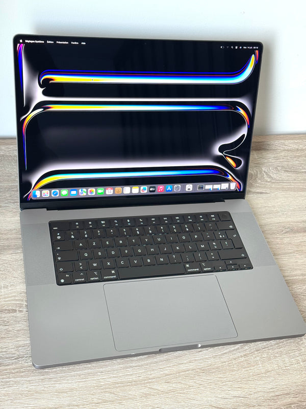 MacBook Pro 16" M1 pro 16Go 512Go 2021