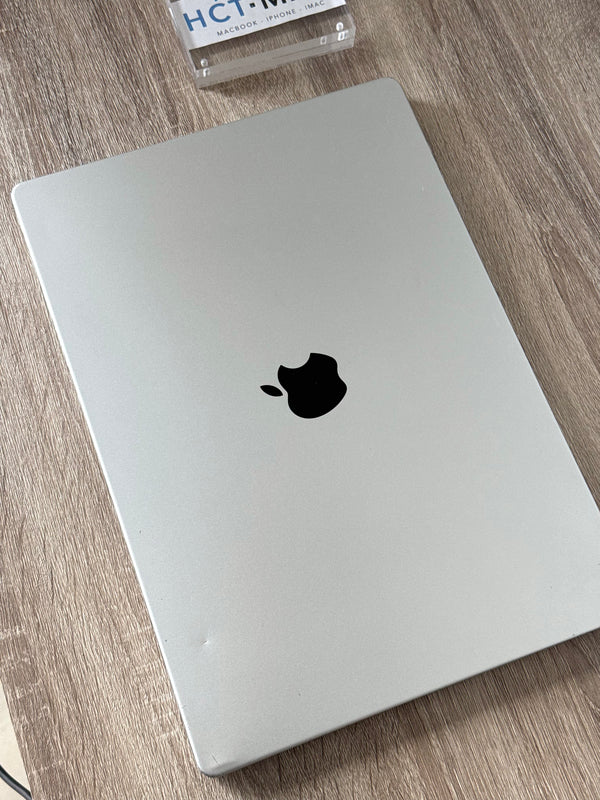 MacBook Pro 16" M1 pro 16Go 512Go 2021