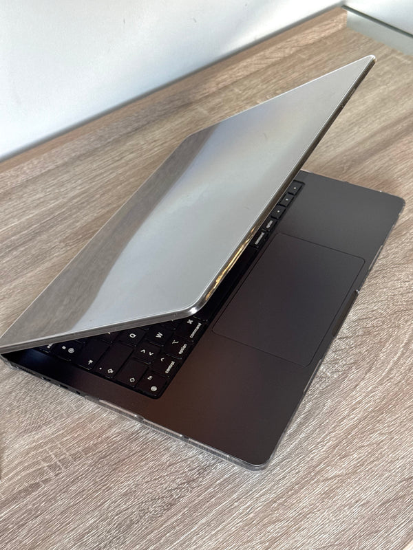MacBook Pro 14" M3 PRO 18Go 1To 2024Noir sideral