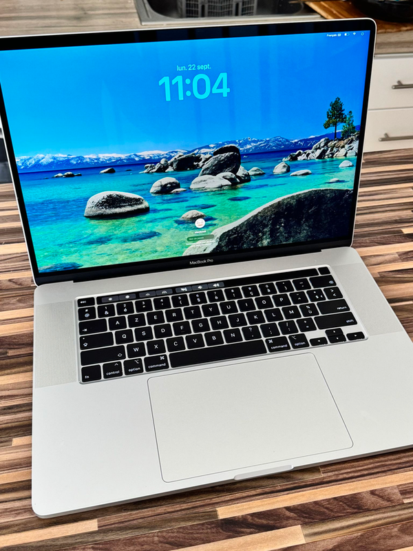 Macbook Pro 16" i9 64G 1T AMD 8Go 2019