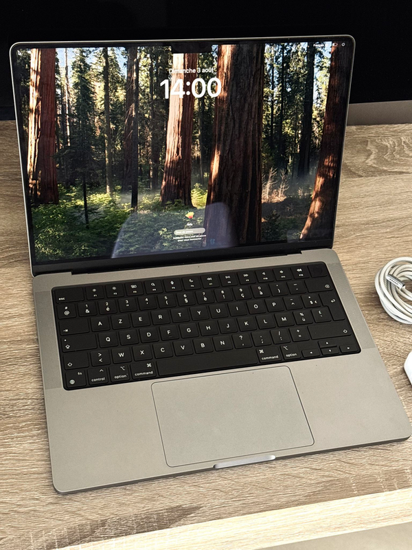 Macbook Pro 14'' M1 Max 32Go 1TSSD 2021