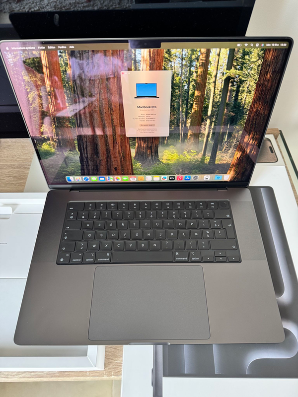 Macbook Pro 16'' 2024 M4 PRO 20 coeurs 14 coeurs 24G 512G 4 cycles Neuf