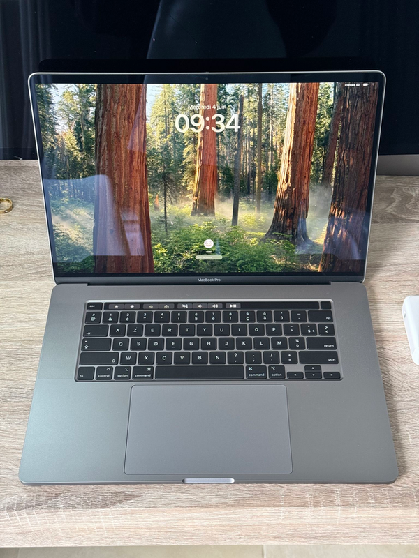 MacBook Pro 16'' 2019 i7 32Go 512Go